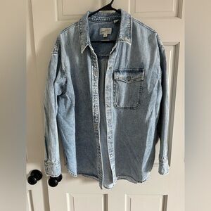 Universal Thread oversized chambray shirt L